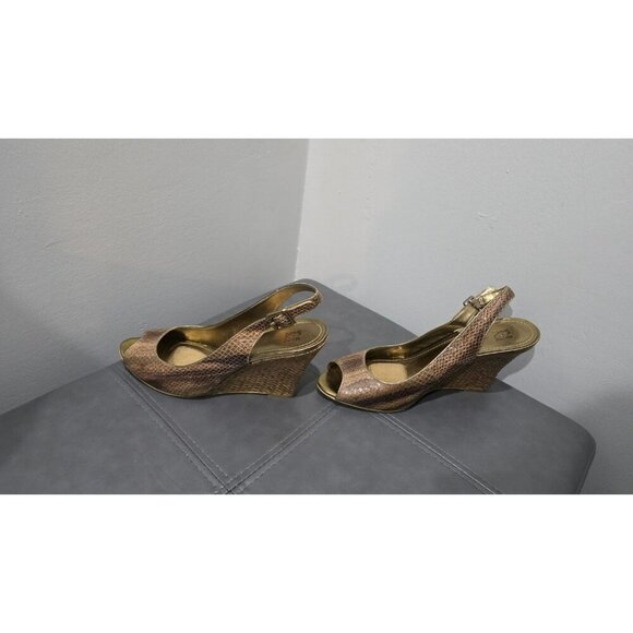 Anne Klein Heels Wedge Gold Faux Snakeskin Slingback Womens Size 8.5 - Picture 1 of 9